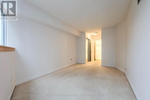 407 - 1055 Bay Street, Toronto, ON - Indoor Photo Showing Other Room