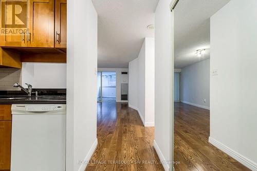 407 - 1055 Bay Street, Toronto, ON - Indoor