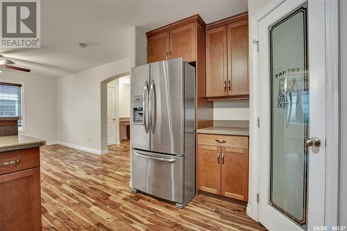 2516 Kelvin Avenue, Saskatoon, SK - Indoor Photo Showing Kitchen