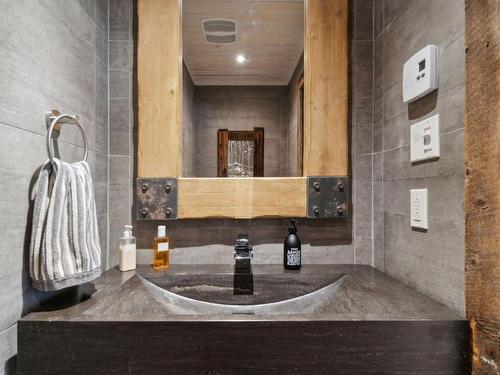 Powder room - 151 Ch. Claude-Lefebvre, Mont-Tremblant, QC - Indoor