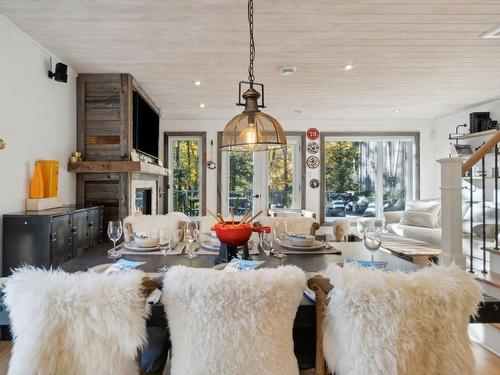 Dining room - 151 Ch. Claude-Lefebvre, Mont-Tremblant, QC - Indoor Photo Showing Living Room With Fireplace