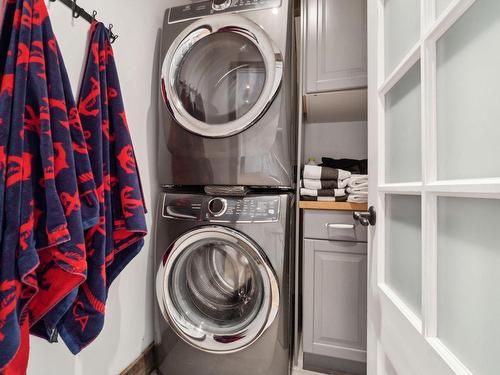 Laundry room - 151 Ch. Claude-Lefebvre, Mont-Tremblant, QC - Indoor Photo Showing Laundry Room