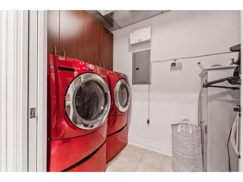 Salle de lavage - 201-521 Rue De Cannes, Gatineau (Gatineau), QC - Indoor Photo Showing Laundry Room