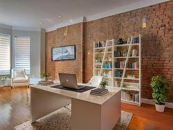 1608E Av. Selkirk  Montréal (Ville-Marie), QC H3H 1C6