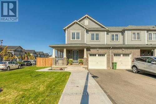 328 Pumpkin Pass, Hamilton, ON - Outdoor With Facade