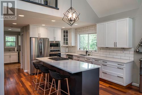 389 Willmann Road, Prince George, BC - Indoor Photo Showing Kitchen With Upgraded Kitchen