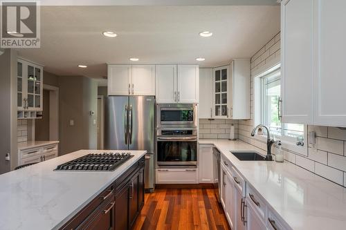 389 Willmann Road, Prince George, BC - Indoor Photo Showing Kitchen With Upgraded Kitchen