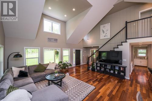 389 Willmann Road, Prince George, BC - Indoor Photo Showing Living Room