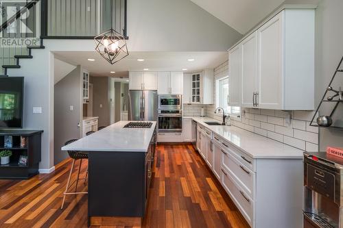 389 Willmann Road, Prince George, BC - Indoor Photo Showing Kitchen With Upgraded Kitchen