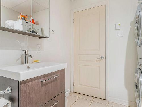 Salle de bains - 167 Ch. Des Merisiers, Lantier, QC - Indoor Photo Showing Laundry Room