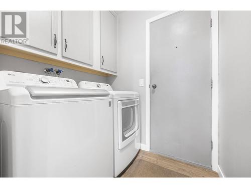 1255 Raymer Avenue Unit# 122, Kelowna, BC - Indoor Photo Showing Laundry Room