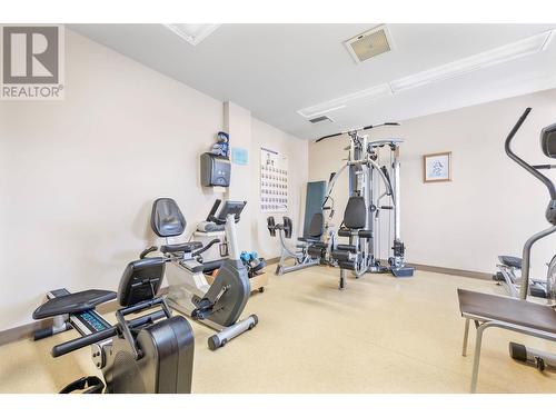 1255 Raymer Avenue Unit# 122, Kelowna, BC - Indoor Photo Showing Gym Room