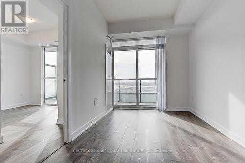 601 - 60 Honeycrisp Crescent, Vaughan, ON - Indoor Photo Showing Other Room