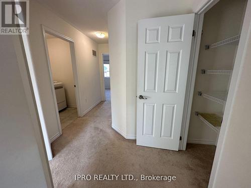 112 Bond Head Court, Milton, ON - Indoor Photo Showing Other Room