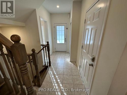 112 Bond Head Court, Milton, ON - Indoor Photo Showing Other Room