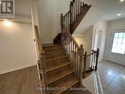 112 Bond Head Court, Milton, ON - Indoor Photo Showing Other Room