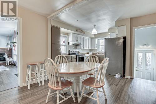 334 Regal Drive, London, ON - Indoor Photo Showing Dining Room