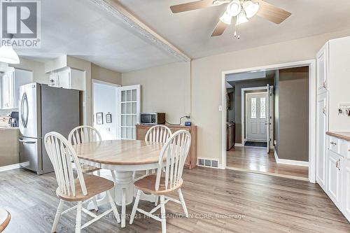 334 Regal Drive, London, ON - Indoor Photo Showing Dining Room