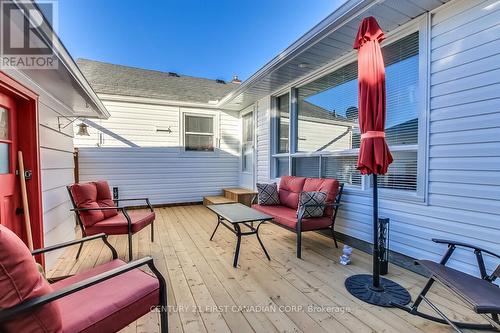 334 Regal Drive, London, ON - Outdoor With Deck Patio Veranda With Exterior