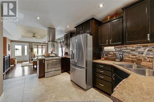 4801 Barcelona Crescent, Windsor, ON - Indoor Photo Showing Kitchen With Stainless Steel Kitchen With Double Sink