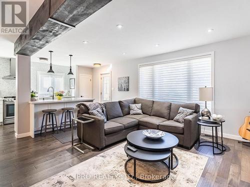 93 Gair Drive, Toronto, ON - Indoor Photo Showing Living Room