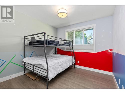 13250 Apex Crescent, Lake Country, BC - Indoor Photo Showing Bedroom