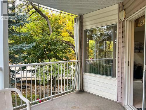 719 11Th  Avenue Unit# 204, Castlegar, BC - Outdoor With Balcony With Exterior