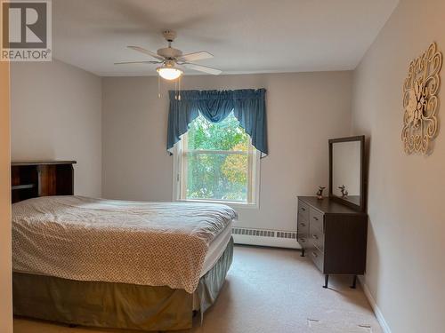 719 11Th  Avenue Unit# 204, Castlegar, BC - Indoor Photo Showing Bedroom