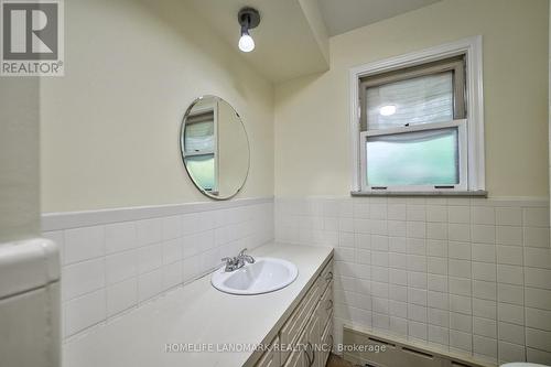 12 Macbeth Boulevard, St. Catharines, ON - Indoor Photo Showing Bathroom