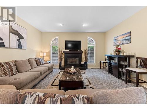 3257 Juniper Drive, Naramata, BC - Indoor Photo Showing Living Room With Fireplace