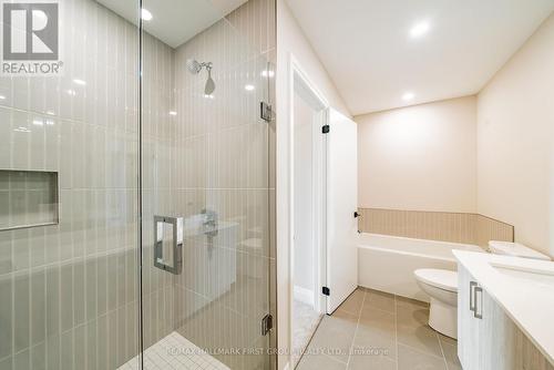 917 Dundas Street W, Whitby (Lynde Creek), ON - Indoor Photo Showing Bathroom