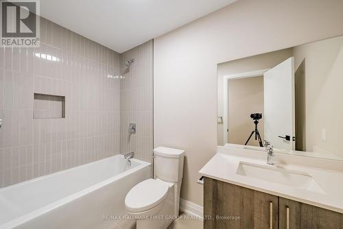 917 Dundas Street W, Whitby (Lynde Creek), ON - Indoor Photo Showing Bathroom