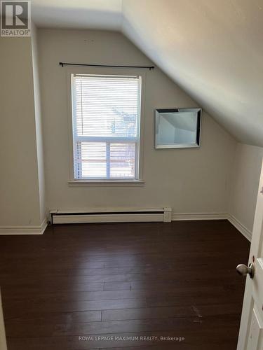 Upper - 7974 Kipling Avenue, Vaughan, ON - Indoor Photo Showing Other Room