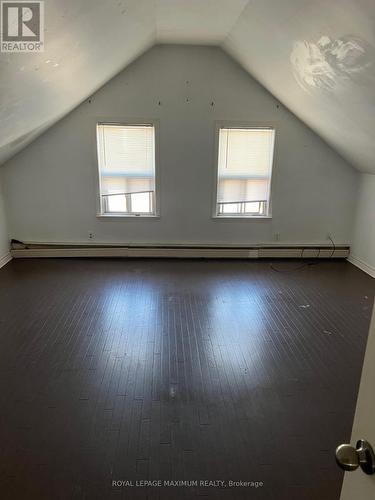 Upper - 7974 Kipling Avenue, Vaughan, ON - Indoor Photo Showing Other Room