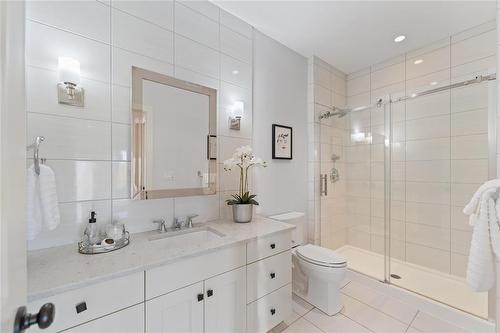 17 390 Oak Forest Crescent, Winnipeg, MB - Indoor Photo Showing Bathroom