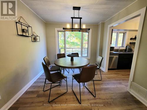 1138 Siesta Drive, Tiny, ON - Indoor Photo Showing Dining Room