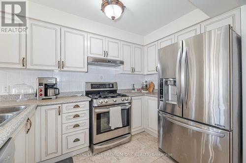 50 Big Moe Crescent, Brampton, ON - Indoor Photo Showing Kitchen With Stainless Steel Kitchen With Double Sink