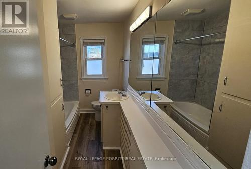 7 - 2773 Lake Shore Boulevard W, Toronto, ON - Indoor Photo Showing Bathroom