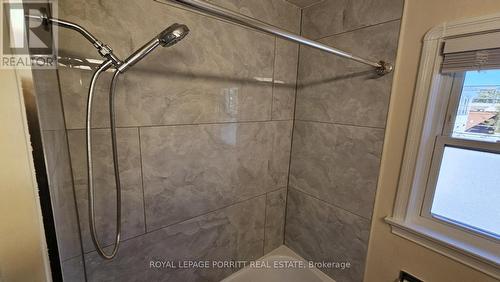 7 - 2773 Lake Shore Boulevard W, Toronto, ON - Indoor Photo Showing Bathroom