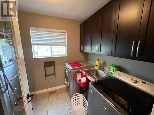 160 Nickel Ridge Avenue, Quesnel, BC - Indoor Photo Showing Laundry Room