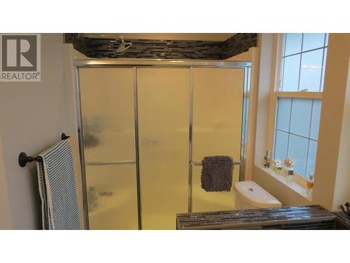 160 Nickel Ridge Avenue, Quesnel, BC - Indoor Photo Showing Bathroom