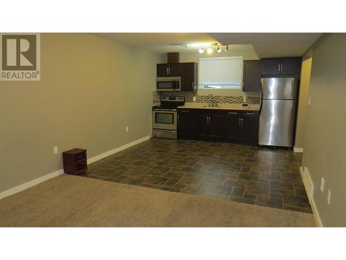 160 Nickel Ridge Avenue, Quesnel, BC - Indoor Photo Showing Kitchen