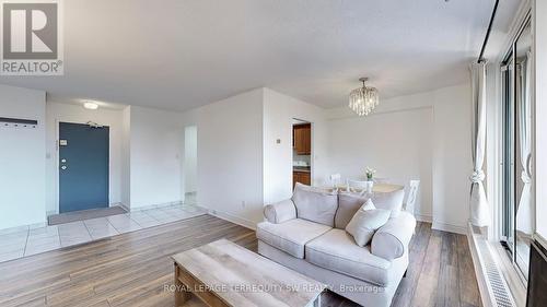 312 - 1250 Bridletowne Circle, Toronto, ON - Indoor Photo Showing Living Room