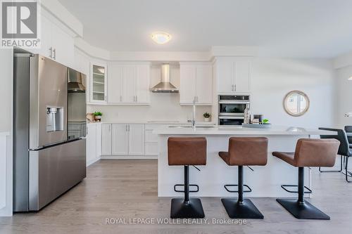 261 Broadacre Drive, Kitchener, ON - Indoor Photo Showing Kitchen