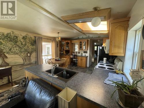 3009 Gleason Crescent, Williams Lake, BC - Indoor Photo Showing Kitchen With Double Sink