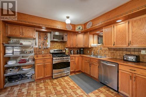 246 Light Street, Woodstock, ON - Indoor Photo Showing Kitchen With Double Sink