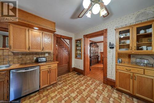 246 Light Street, Woodstock, ON - Indoor Photo Showing Kitchen