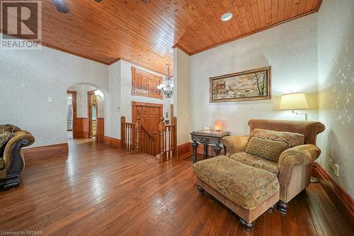 246 Light Street, Woodstock, ON - Indoor Photo Showing Living Room