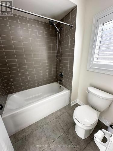 62 Owens Road, New Tecumseth, ON - Indoor Photo Showing Bathroom