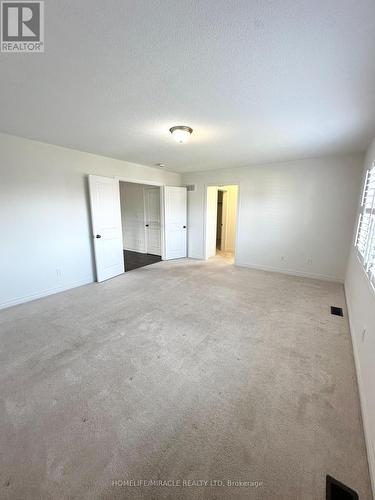 62 Owens Road, New Tecumseth, ON - Indoor Photo Showing Other Room